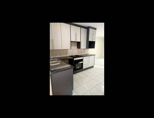 3 BEDROOM APARTMENT FOR SALE IN BENONI AH